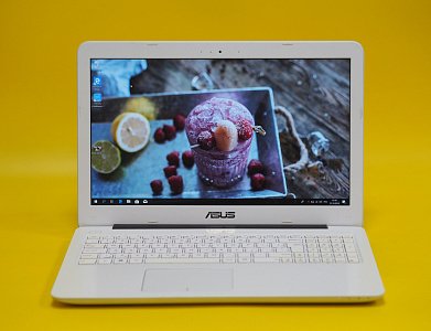 Ноутбук ASUS
